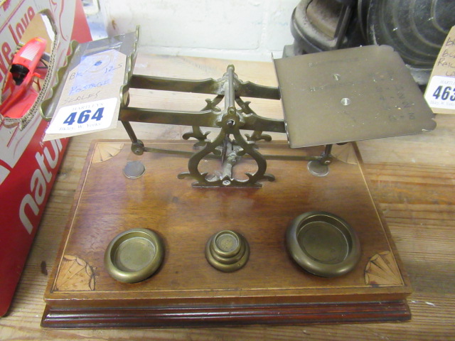 POSTAL SCALES WITH WEIGHTS Image