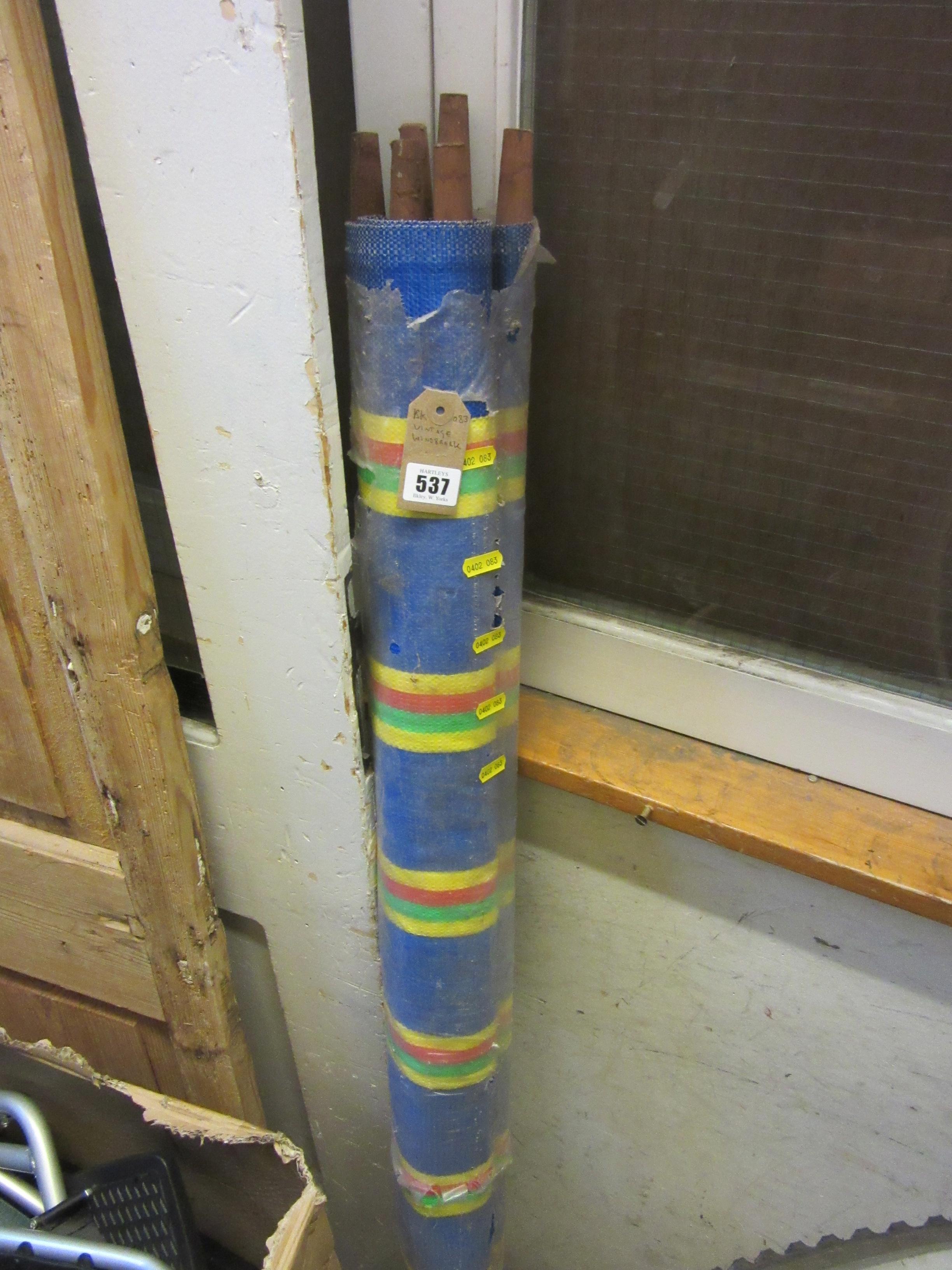 VINTAGE WIND BREAK Image