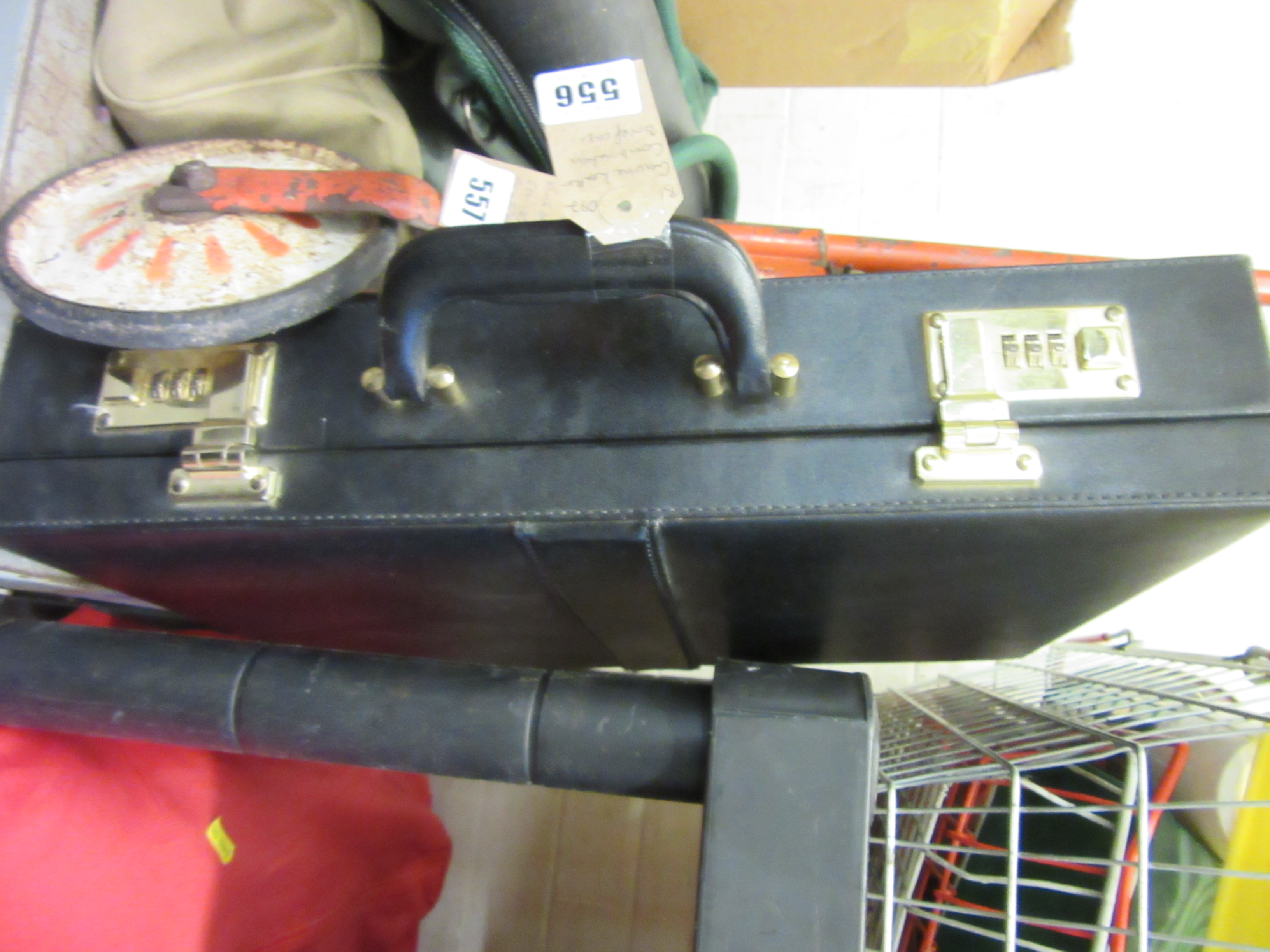 LEATHER COMBINATION BRIEFCASE Image