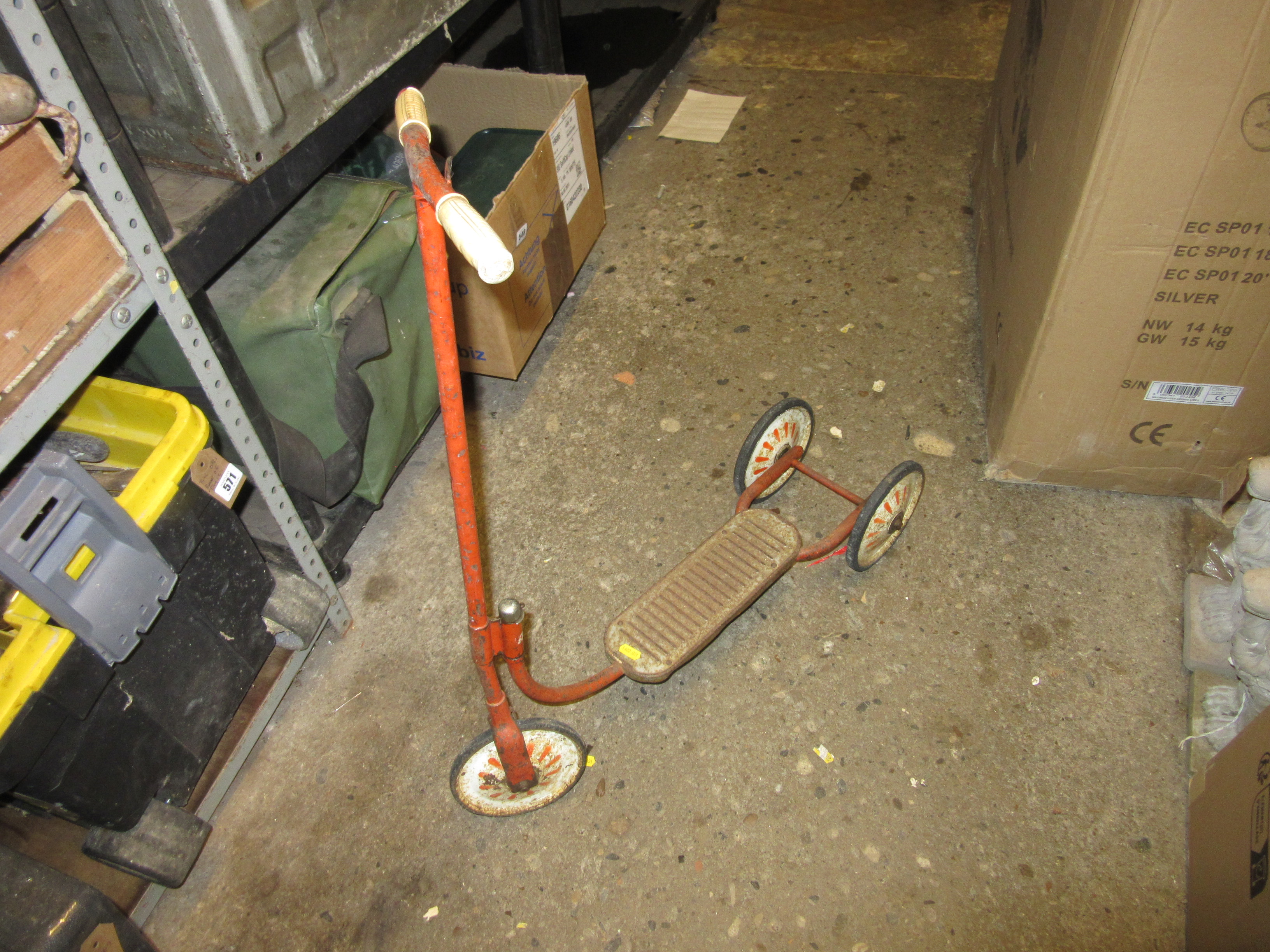 CHILD'S VINTAGE SCOOTER Image