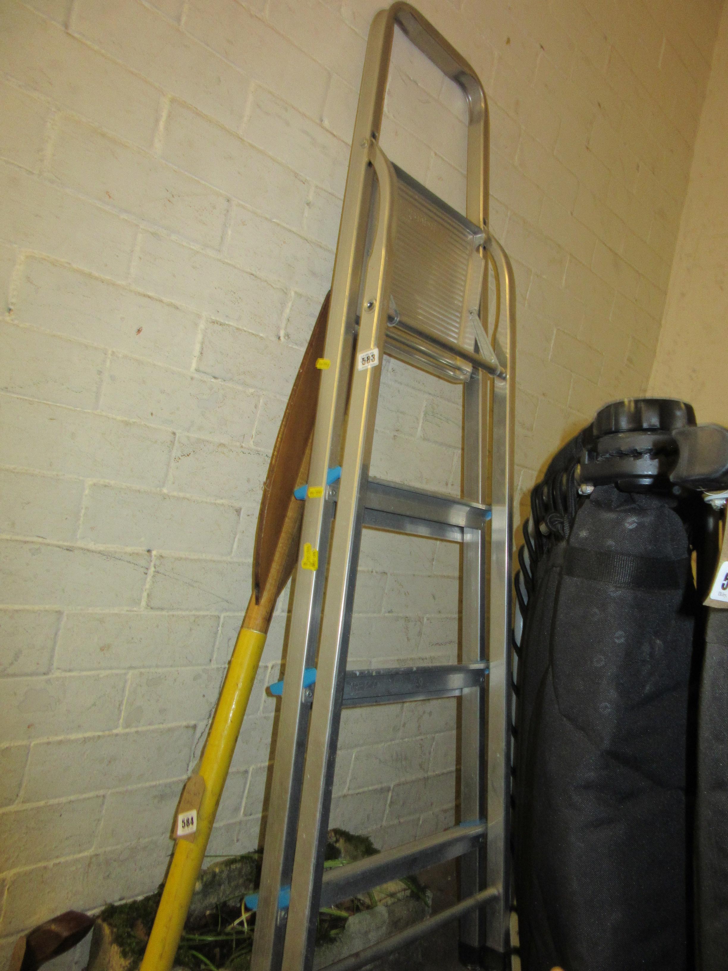 STEPLADDER Image