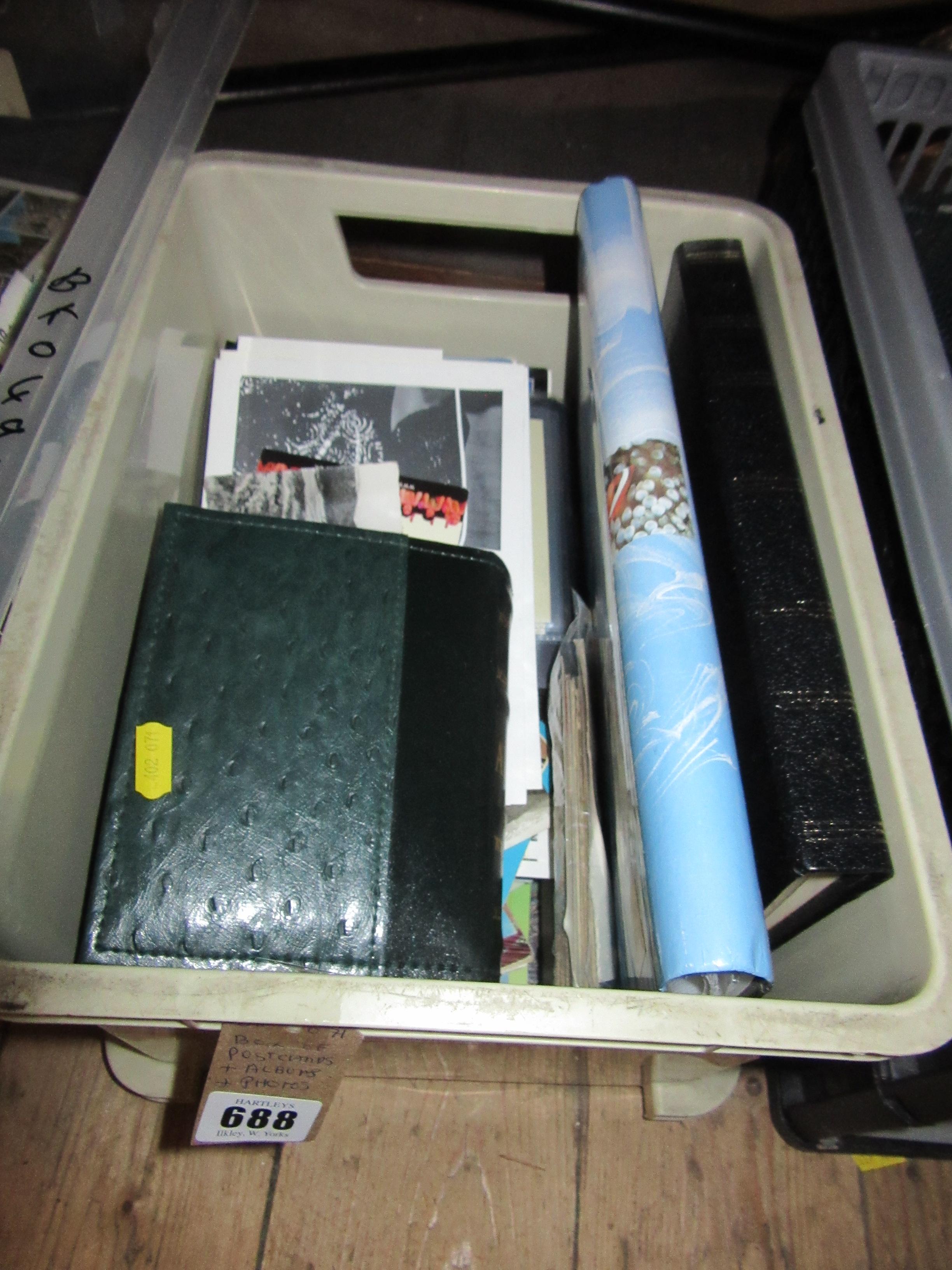 BOX OF POSTCARDS WITH ALBUMS OF PHOTOS Image