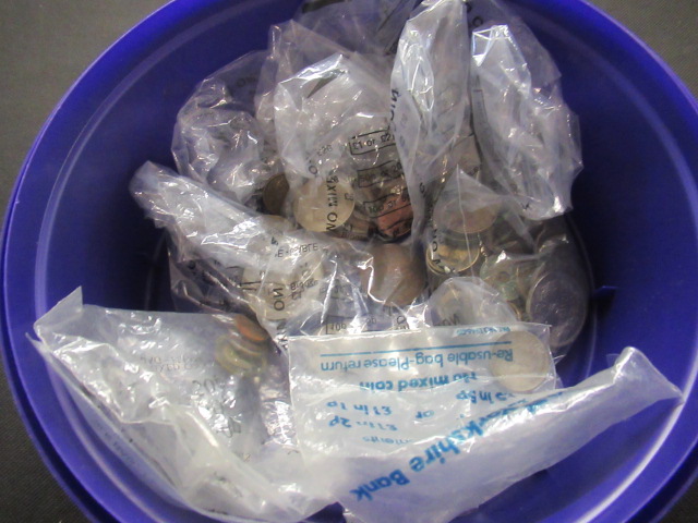 TUB OF WORLD COINS Image