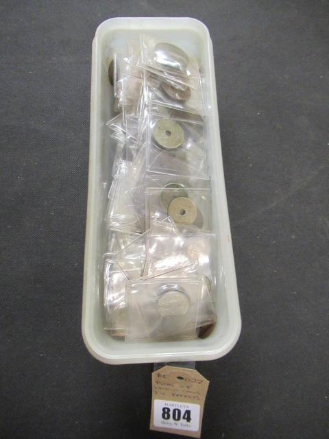 TUB OF WORLD COINS IN PACKETS Image