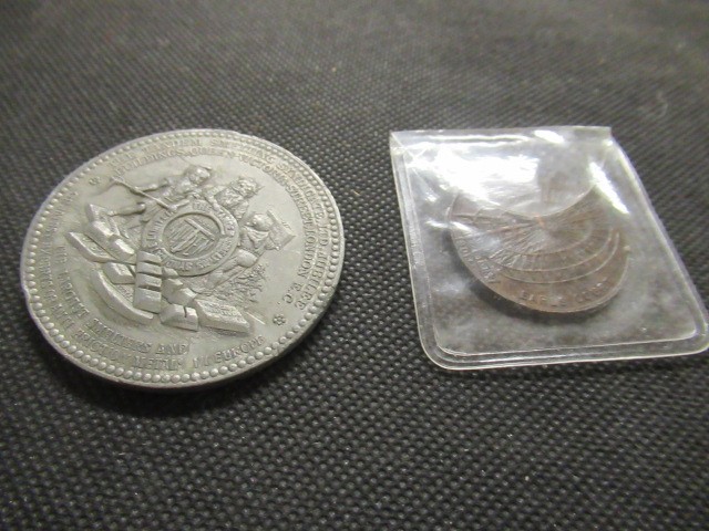 TWO EARLS COURT LONDON BIG WHEEL MEDALLIONS Image