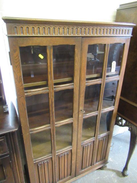 GLAZED OAK DISPLAY CABINET Image