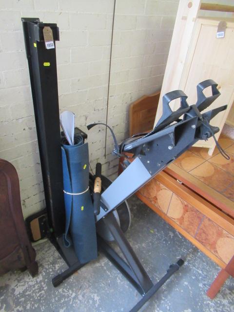 CONCEPT 2 ROWING MACHINE AND MAT Image