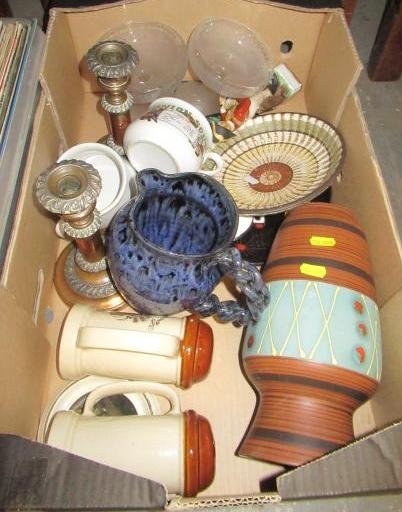 LARGE BOX OF COLLECTABLES Image