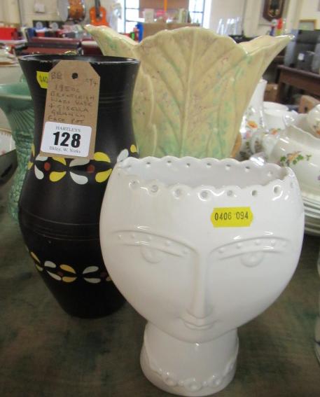 1950S BRENTLEIGH WARE VASE AND A GISELA GRAHAM FACE POT Image