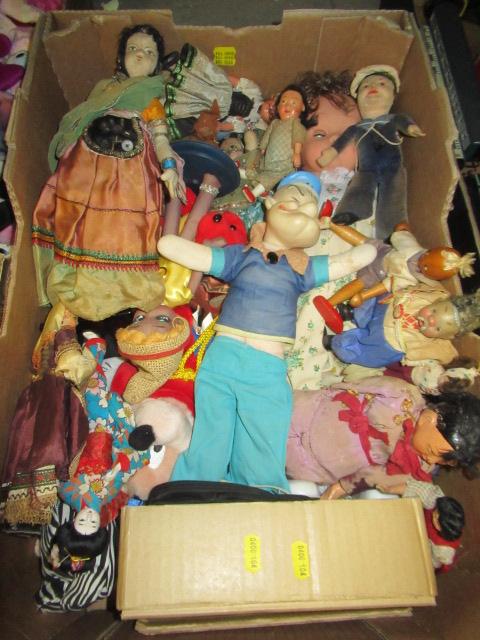 BOX OF OLD TOYS INCLUDING POP EYE DOLL Image