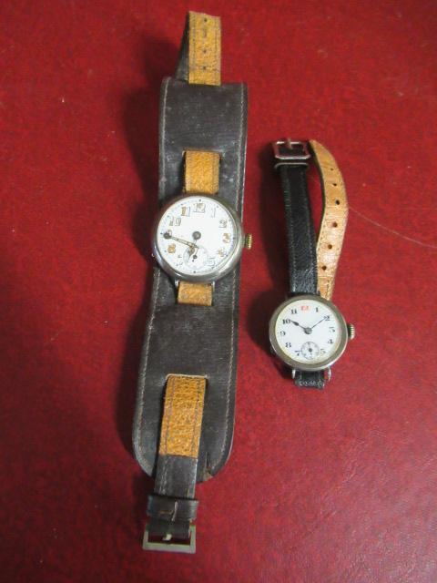 TWO VINTAGE WRISTWATCHES Image