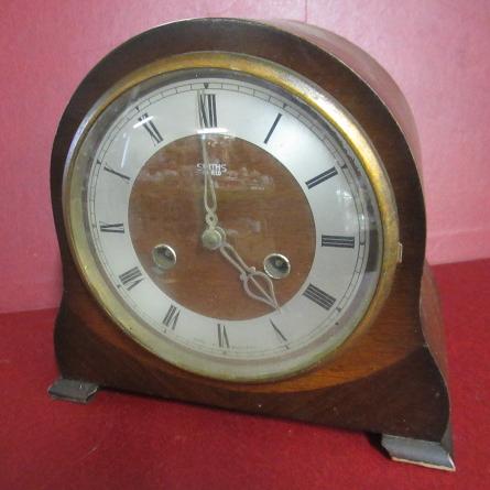 MANTEL CLOCK Image