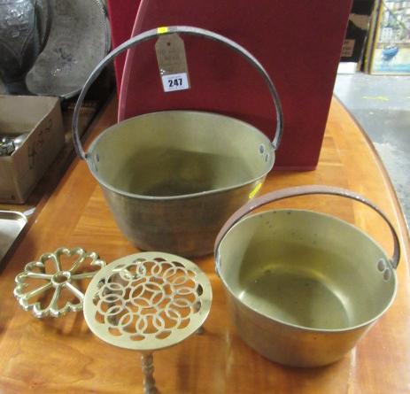 TWO BRASS PANS AND TWO BRASS STANDS Image