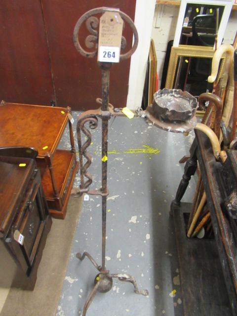 ARTS AND CRAFTS WROGHT IRON LAMP/CANDLEHOLDER Image