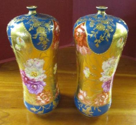TWO ROYAL BONN VASES Image