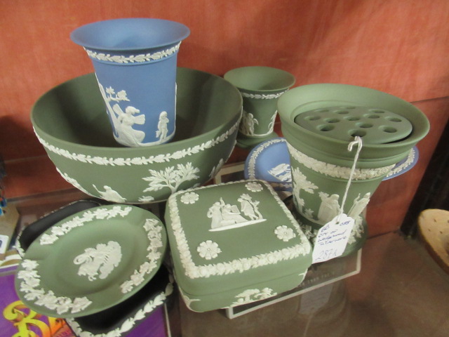 QUANTITY OF WEDGWOOD JASPERWARE Image