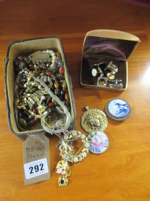 BOX OF COSTUME JEWELLERY Image