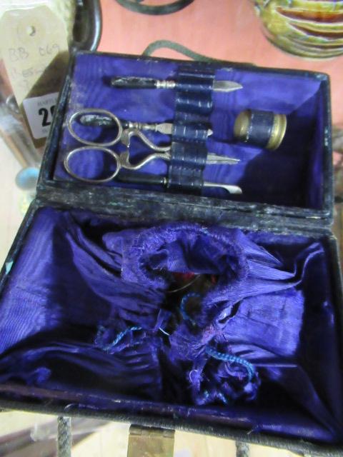 SEWING BOX WITH COTTONS ETC Image