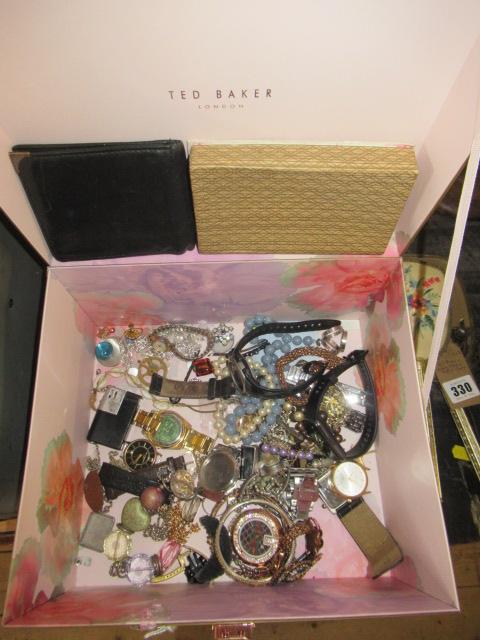 TED BAKER BOX AND CONTENTS Image