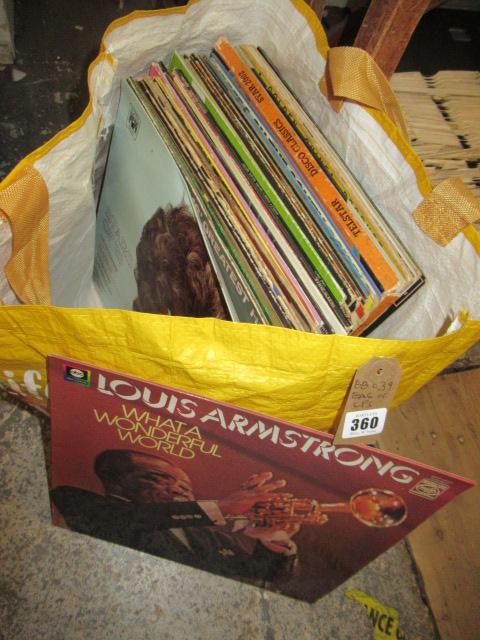 BAG OF LP RECORDS Image