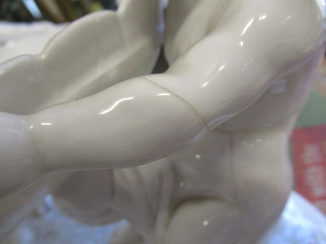 WHITE GLAZED DERBY PORCELAIN FIGURAL CENTRE BOWL Image