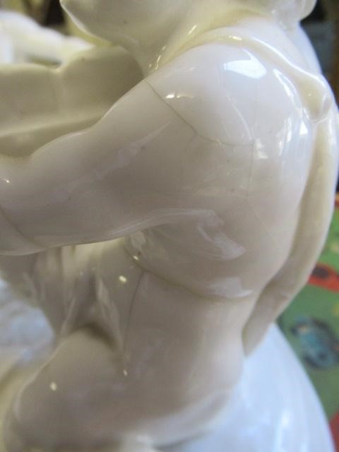 WHITE GLAZED DERBY PORCELAIN FIGURAL CENTRE BOWL Image
