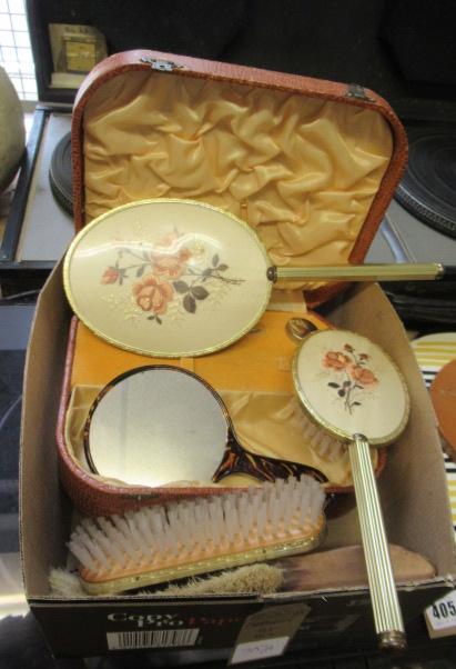 VANITY SET Image
