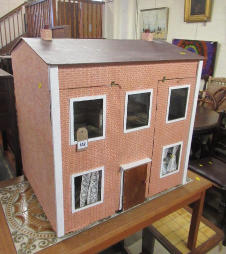 DOLLS HOUSE AND FURNITURE Image