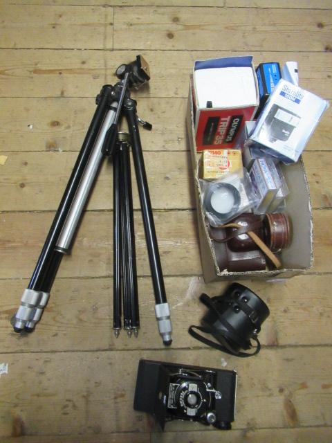 QUANTITY OF CAMERAS, FILTERS, FLASHES AND TRIPODS Image