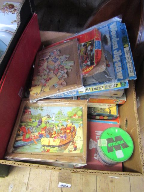 BOX OF VINTAGE GAMES AND JIGSAWS Image