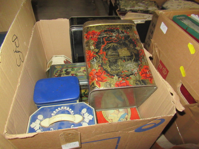BOX OF VINTAGE TINS Image