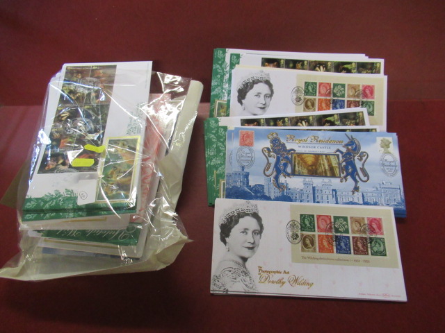 APPROX SIXTY LIMITED EDITION FIRST DAY COVERS Image