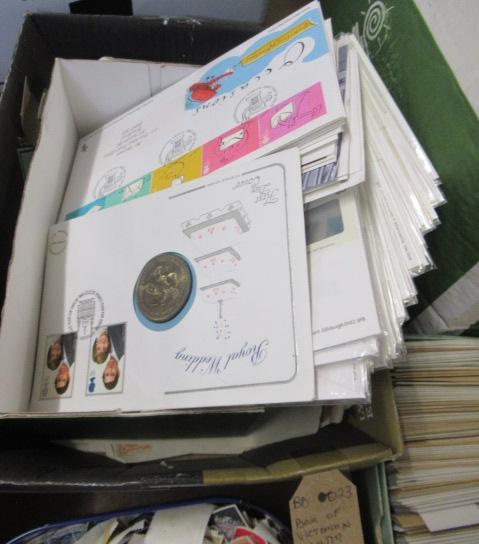 BOX OF VICTORIAN AND LATER BRITISH AND WORLD STAMPS Image