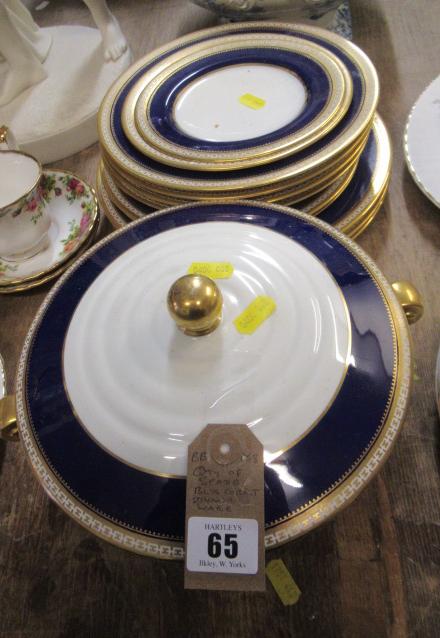 QUANTITY OF SPODE BLUE COBALT DINNERWARE Image