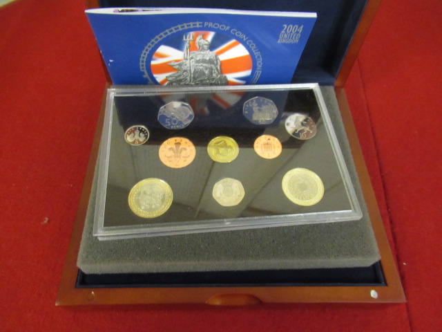 2004 EXECUTIVE UK PROOF COIN SET Image