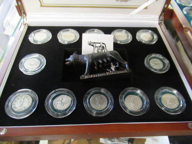 TWELVE GODS OF THE ROMANS SILVER CASED COIN SET Image