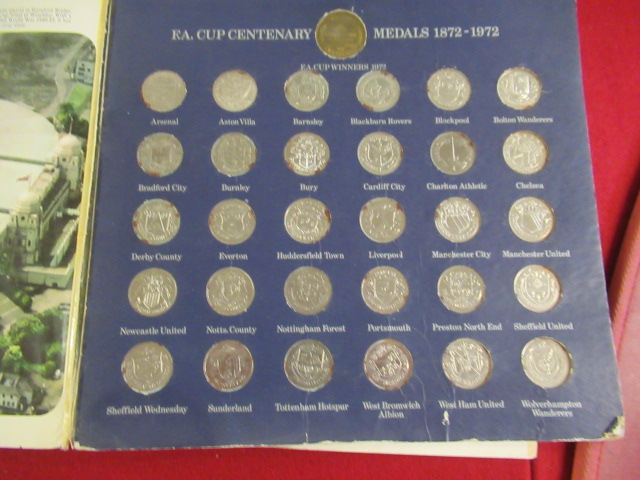 1972 FA CUP WINNERS MEDALLION SET Image