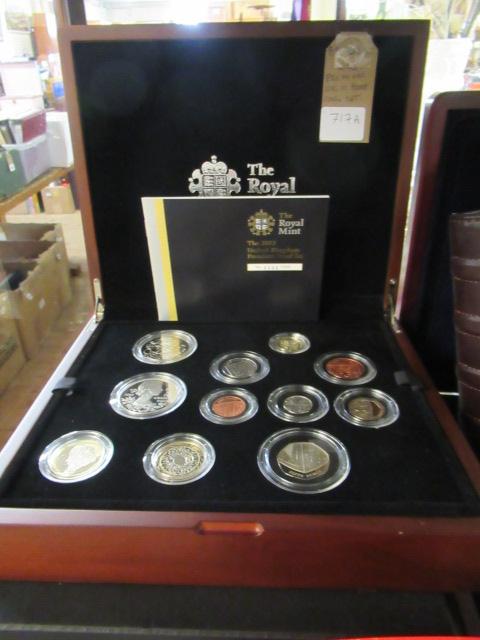 2012 PREMIUM UK 11 PROOF COIN SET Image