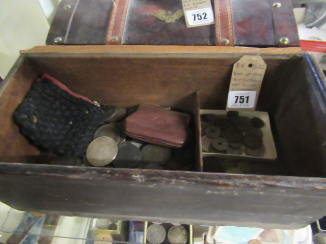 BOX OF WORLD COINS INCLUDING CHINESE 1927 MEMENTO YUAN DOLLAR AND EUROPEAN COINS Image