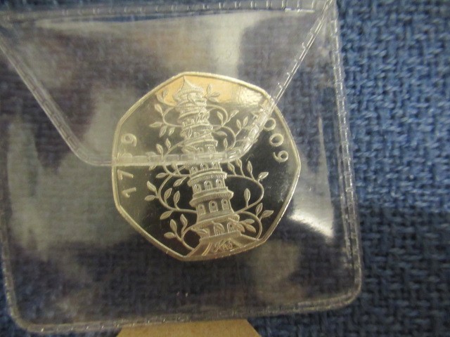 REPRODUCTION COPY IRB KEW GARDENS 50P COIN Image