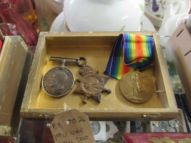 WWI MEDAL TRIO TO M5743 H.S.BROWN E.R.A.3.RN Image