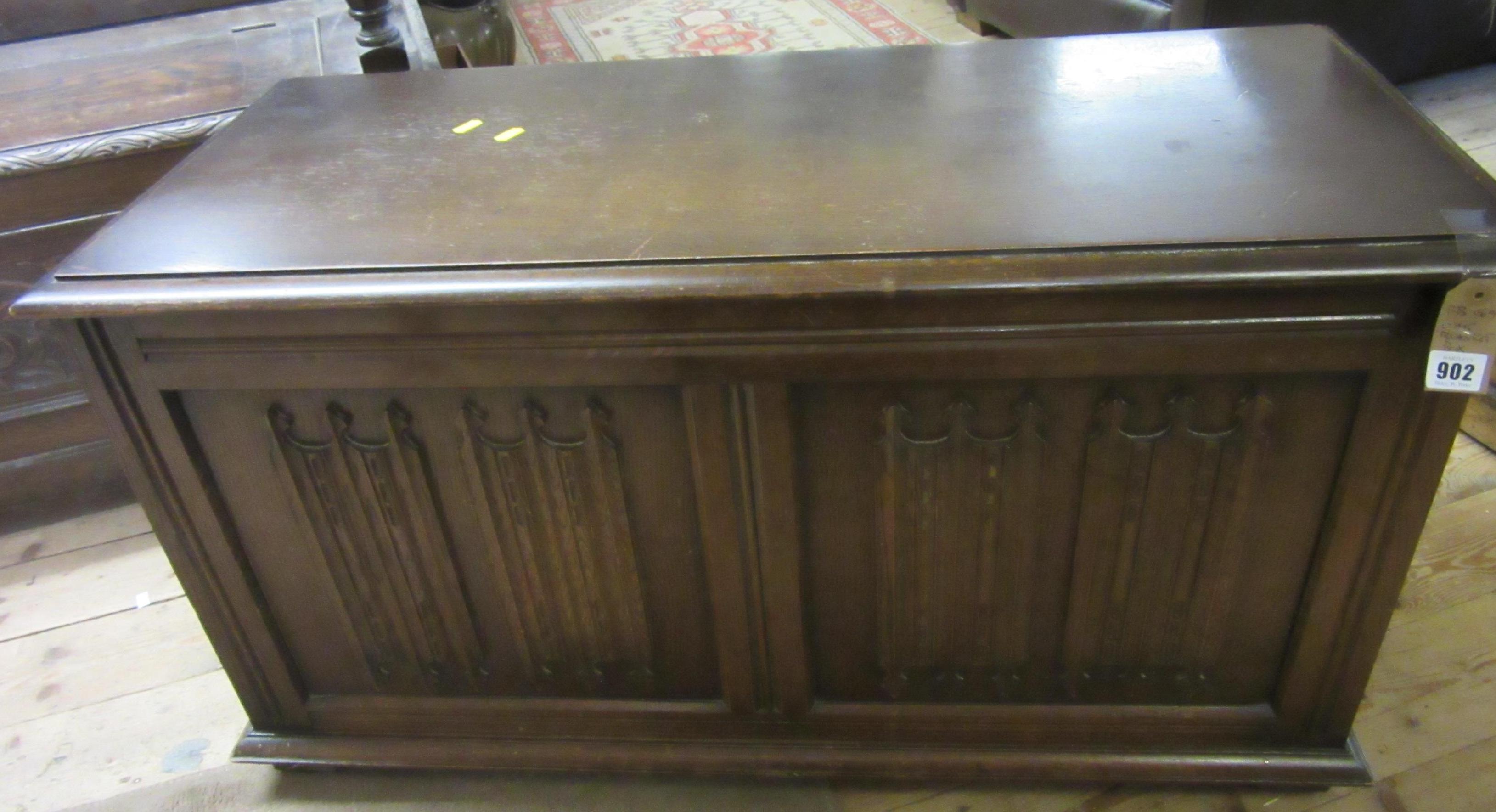 OAK BLANKET BOX Image