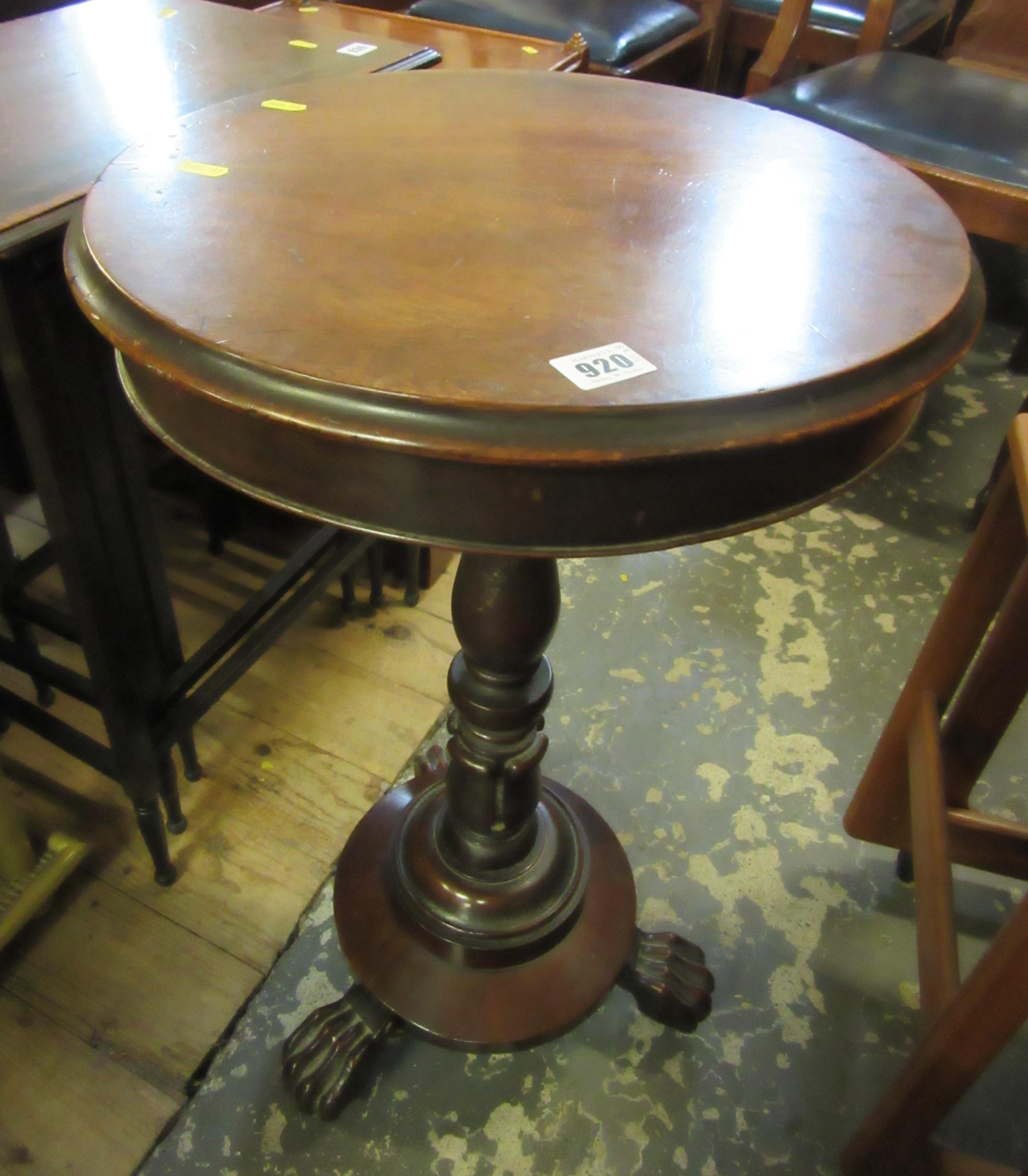 CLAW FOOTED PEDESTAL TABLE Image