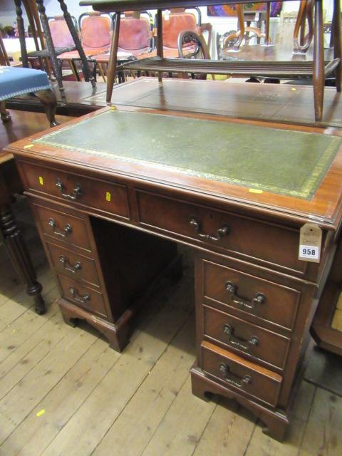 LEATHER TOP DESK Image
