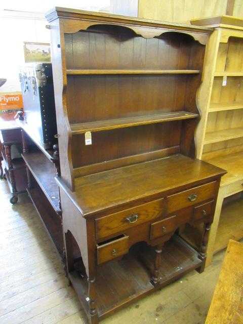 WELSH DRESSER Image