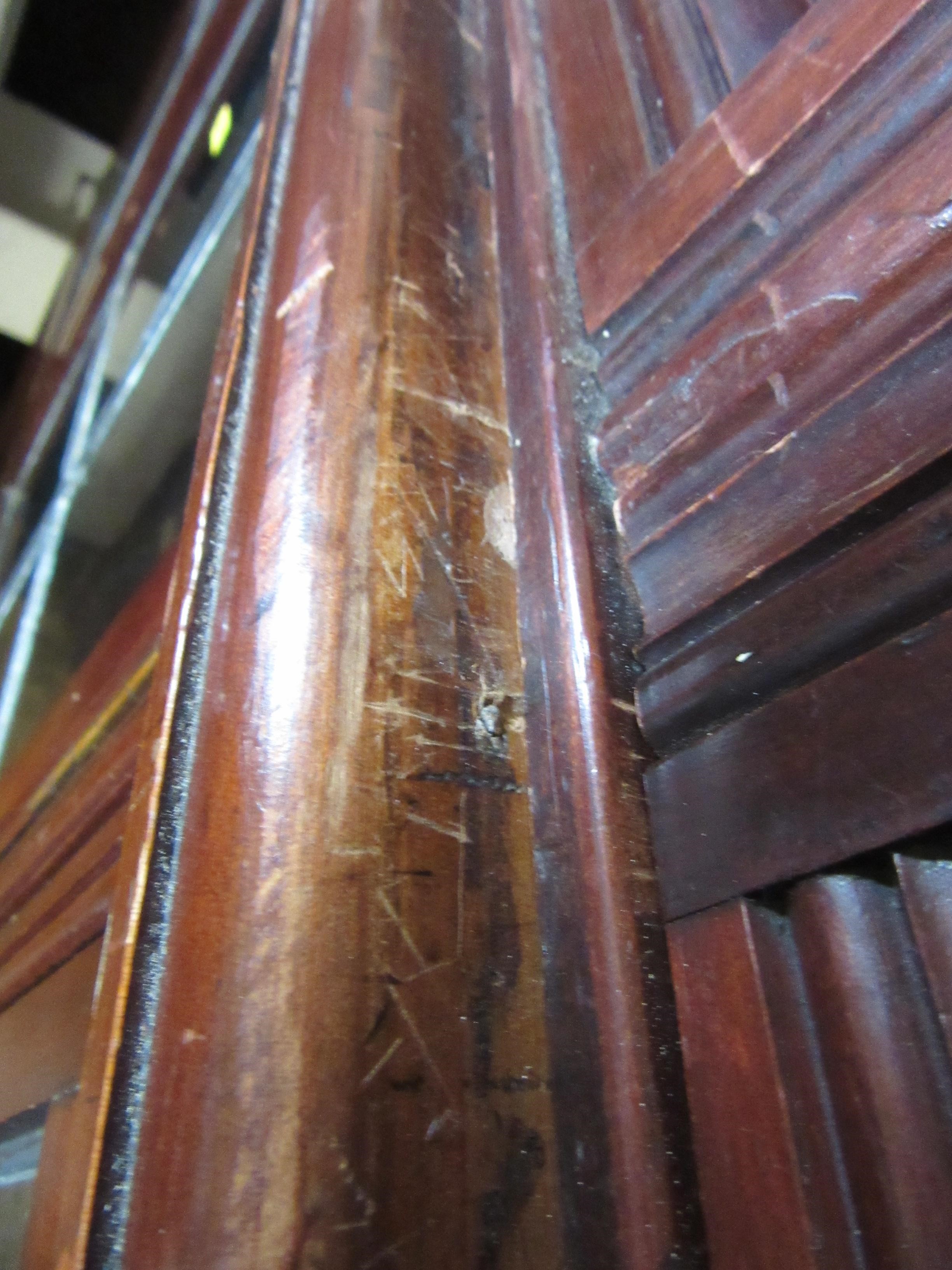 LARGE DISPLAY CABINET Image