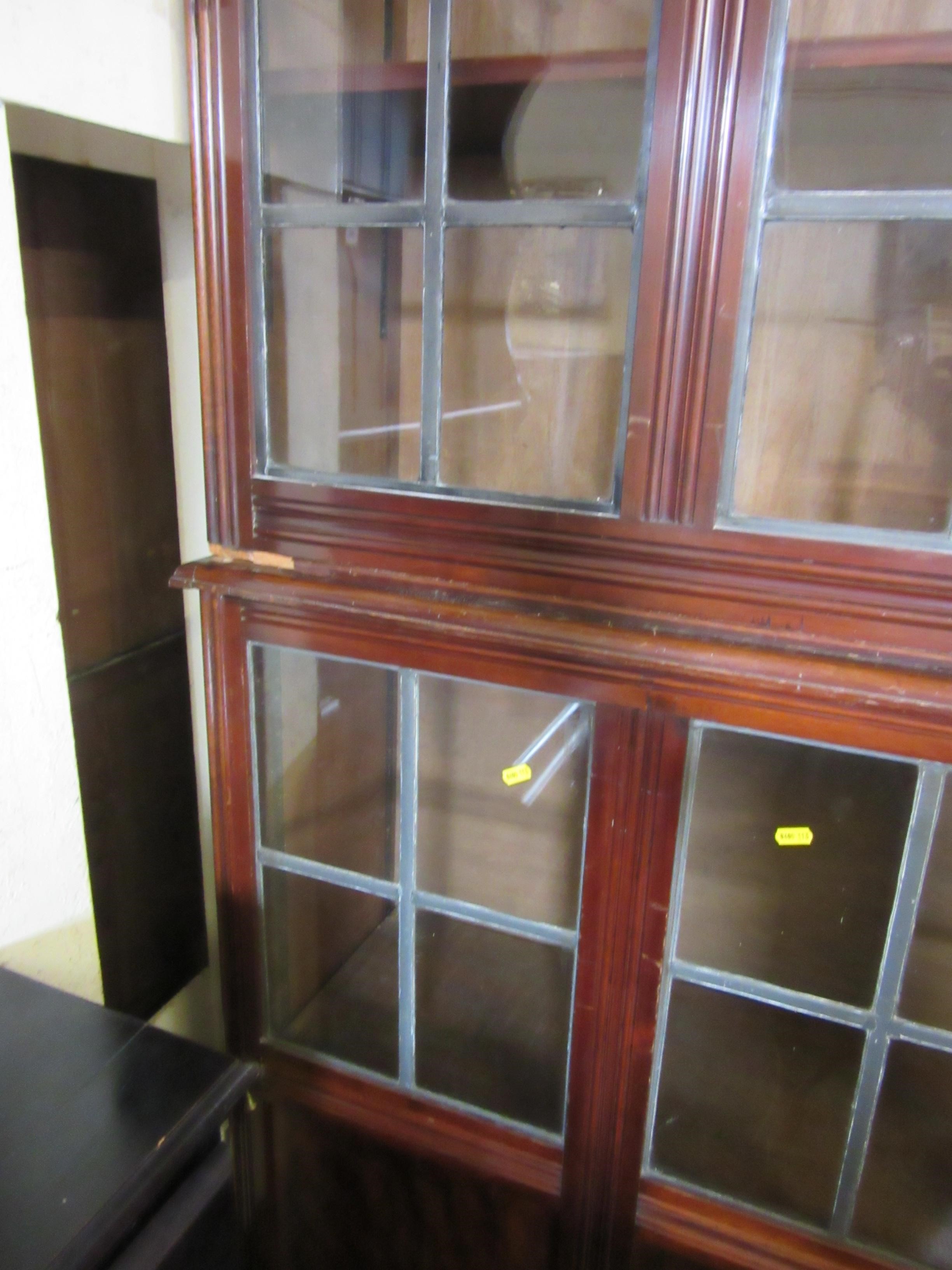 LARGE DISPLAY CABINET Image