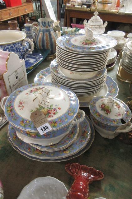 QUANTITY OF MATCHING DINNER WARE Image