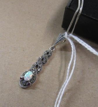 SILVER AND GEM STONE PENDANT ON SILVER CHAIN Image