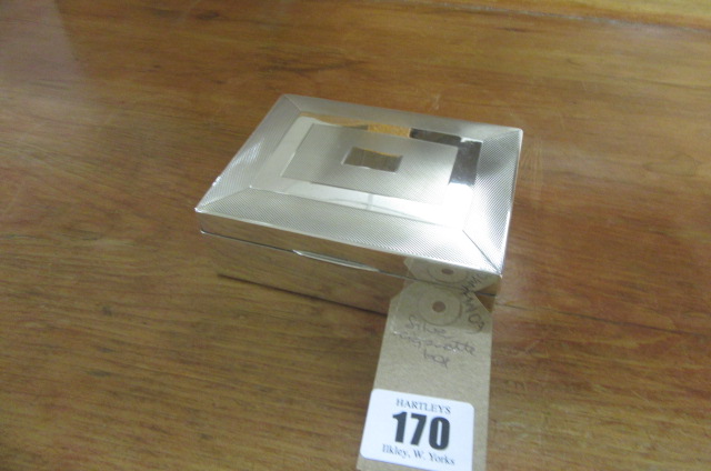 SILVER CIGARETTE BOX Image